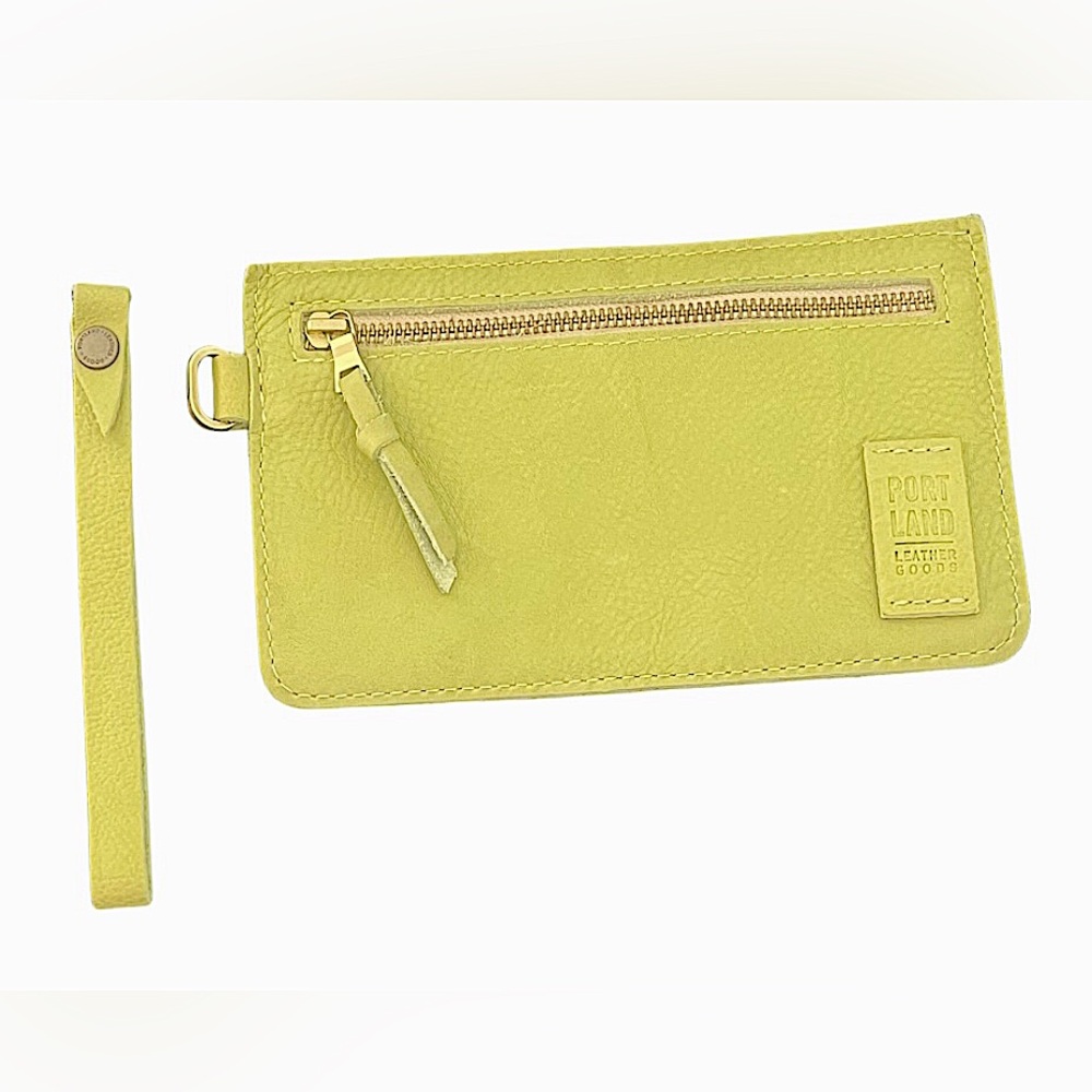 Portland Leather Never Used! Sugar Snap Adrianna Wristlet. Excellent condition!!